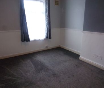 2 Bed Terraced House, Clifton Terrace, LS9 - Photo 5