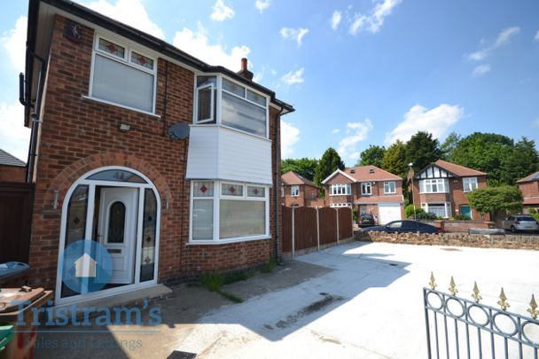 4 bed Detached House for Rent - Photo 1