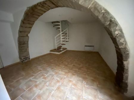 Location Appartement 3 pièces 78m² TOURVES 83170 - Photo 5