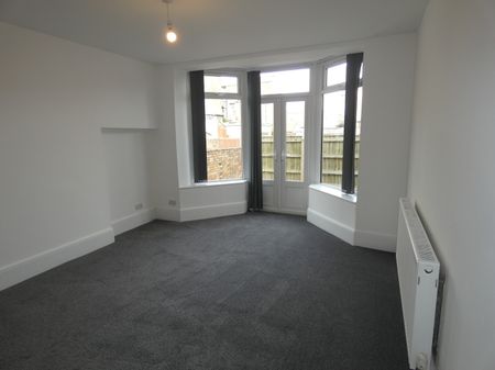 Empress Drive Flat 1 - Photo 3