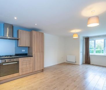 2 bedroom apartment to rent - Photo 4