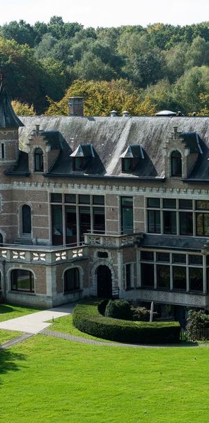 Appartement te huur in Mortsel voor € 2.500 met 2 slaapkamers - Foto 1
