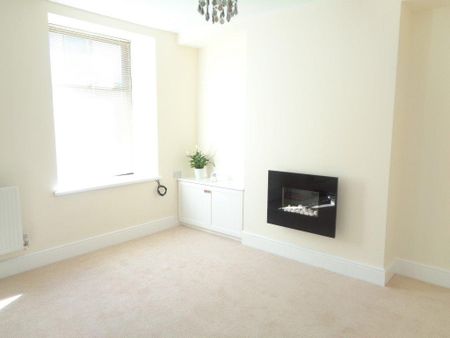 2 bedroom property to rent - Photo 2