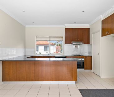 Unit 15/27 Oxford Street, Box Hill. - Photo 4