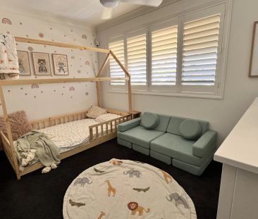 Spacious 3-Bed Townhouse in Prime Biggera Waters Location with Reso... - Photo 5