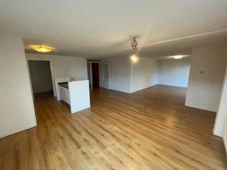 Te huur: Appartement St. Jacobstraat in Den Haag - Photo 4
