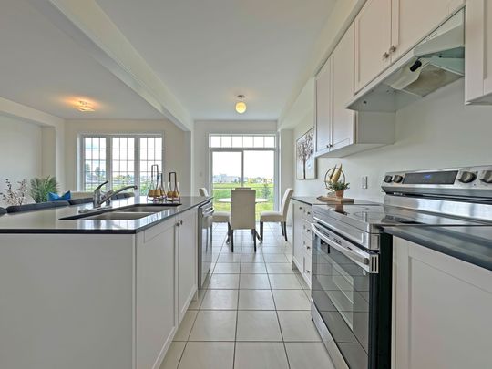 For Lease - 548 Red Elm Drive, Shelburne, Ontario - Photo 1