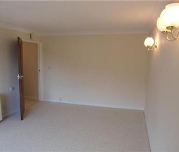 1 bedroom retirement property to rent - Photo 6