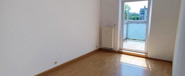 ++ schicke 2-Raum Wohnung mit Küche, Balkon & Personenaufzug - nahe Hauptbahnhof & Sachsenallee ++ - Foto 1