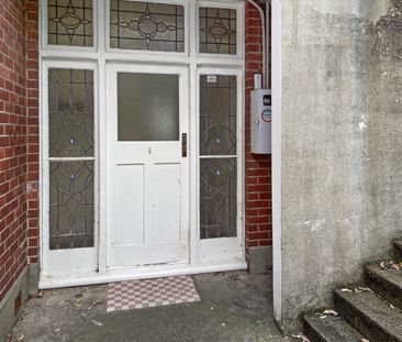 2-Bedroom Flat in the Heart of Newtown - Photo 6