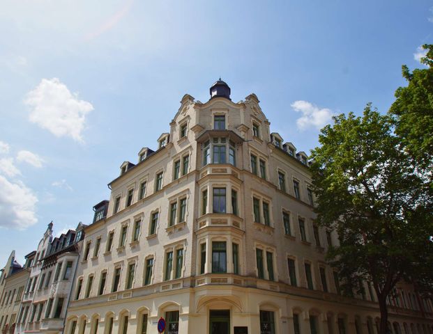 Auf Wunsch mit neuem Boden- Große 4-Zimmer-Wohnung im schönen Hilbersdorf! - Photo 1