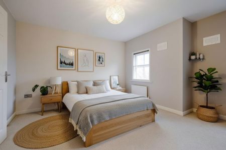 4 bedroom terraced house to rent - Photo 4