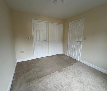 3 bedroom end of terrace house to rent - Photo 5