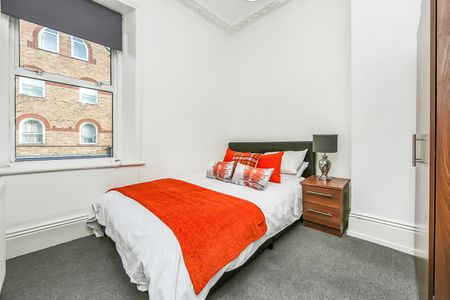 2 Bed Flat, Park Road, N8 - Photo 2