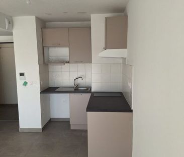 T2 AVEC TERRASSE ET PKG - Photo 1