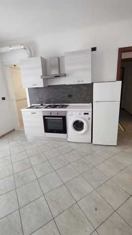 Via Privata Bernabò Visconti, Milan, Lombardy 20153 - Photo 4