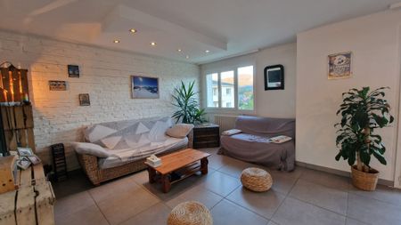 Location Appartement 3 pièces 84m² BASSENS 73000 - Photo 2