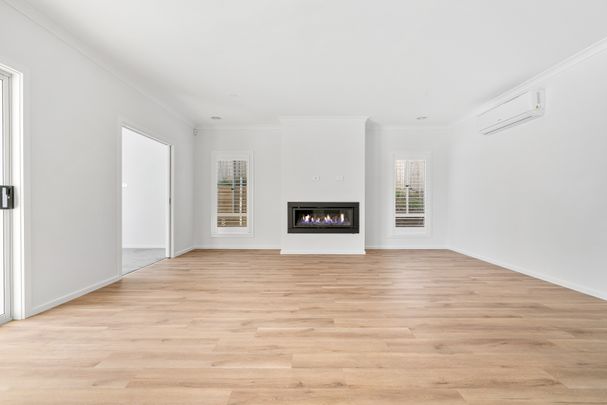 106 Creedmore Drive, Rye VIC 3941 - House For Rent | Domain - Photo 1