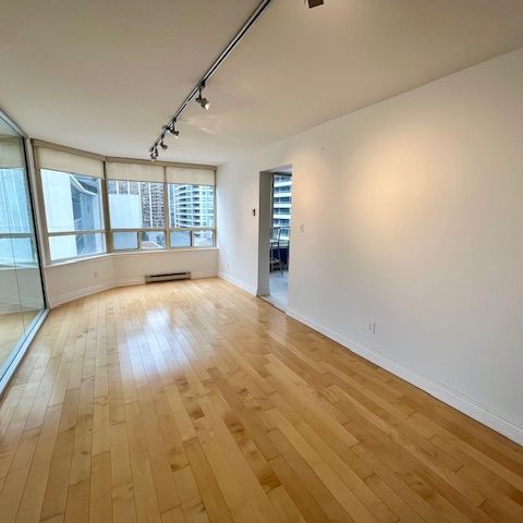 For Lease - 30 Greenfield Avenue Unit# 714, Toronto, Ontario - Photo 1