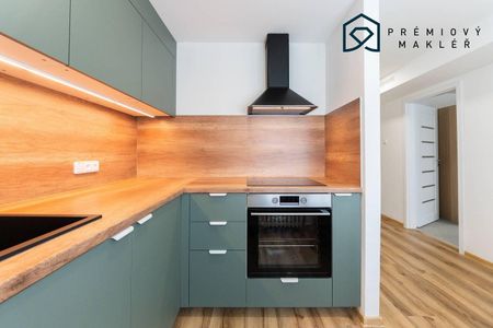 Pronájem bytu 1+1 30 m² - Fotografie 4