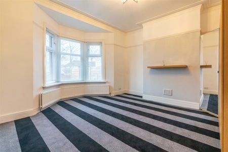 3 bed flat to rent in East View, Wideopen, NE13 - Photo 3