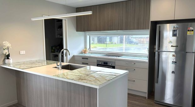 Four Bedroom Home - Photo 1