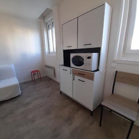 Location Appartement 1 pièce 19m² BORDEAUX 33000 - Photo 1