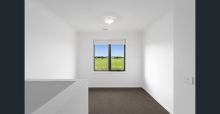 4 bedroom Family Home! - Photo 2