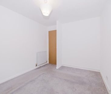 3 bedroom detached bungalow to rent - Photo 2