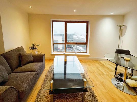 1 bedroom flat to rent - Photo 1