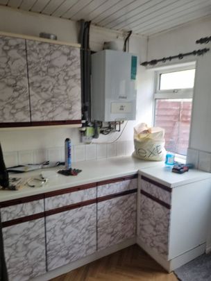 Room in a Shared House, Leominster Road, B11 - Photo 1