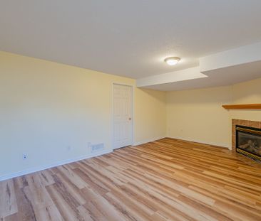 For Lease - 184 Deercroft Avenue, Barrhaven, Ontario - Photo 4