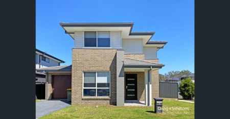 Four Bedroom Family Home | Close to School and Station - Photo 4