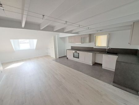 Appartement À Louer 2 Pièces , 56 M² - Photo 3