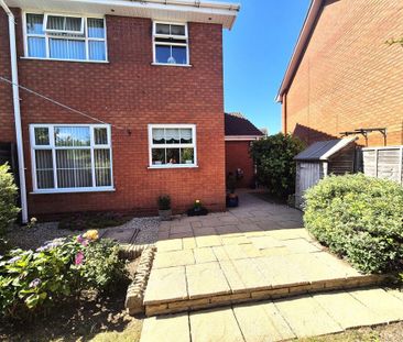 3 bedroom semi-detached house to rent - Photo 3