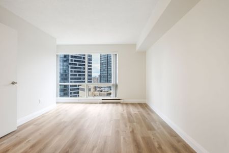For Lease - 1001 Bay Street Unit# 2204, Toronto, Ontario - Photo 3