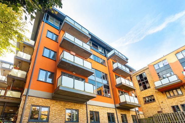 Babik Court, 132 Shacklewell Lane, E8 2FG - Photo 1