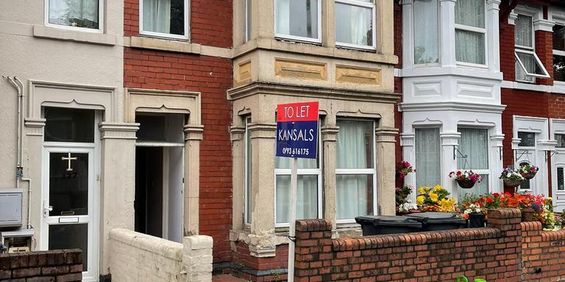 1 bedroom in a house share to rent - Photo 3