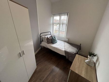 Mixed use to rent - Photo 3