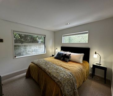 Simply stunning and super private - Photo 5