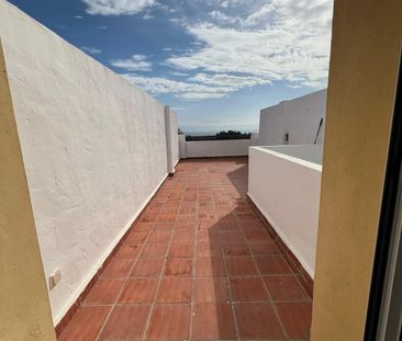 Duplex en alquiler en El Padron, Estepona - Photo 3
