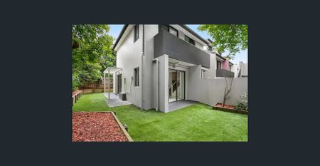 Spacious 3-Bedroom Apartment with Double Parking in Prime Willoughby Location - Photo 5