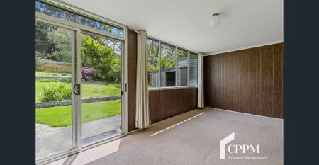 Character Home at the Foot of kunanyi / Mt Wellington - Photo 4