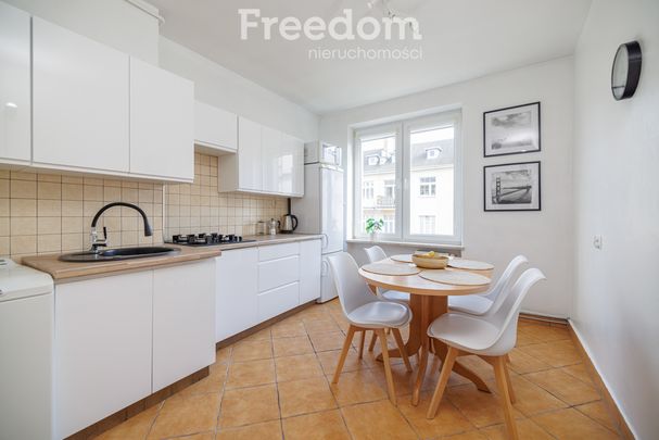 Mieszkanie 36,2 m², Gdynia, Stefana Żeromskiego - Photo 1