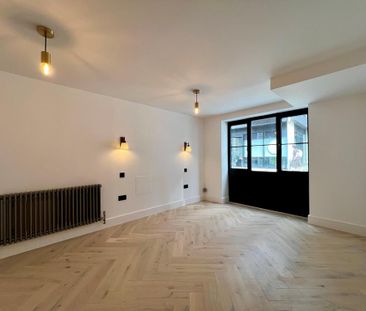 2 bedroom terraced house to rent - Photo 1