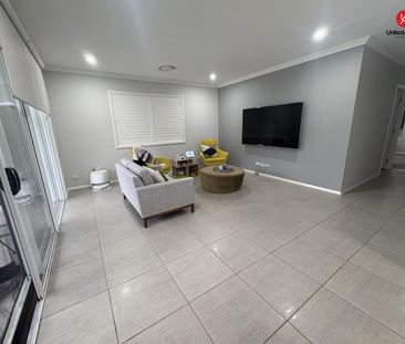 Immaculate Family Living Opposite the Reserve - Photo 1