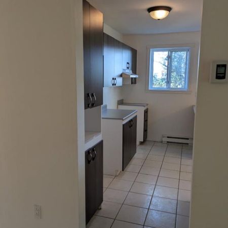 5 ½ STYLE CONDO – Val-Bélair –Disponible maintenant - Photo 3