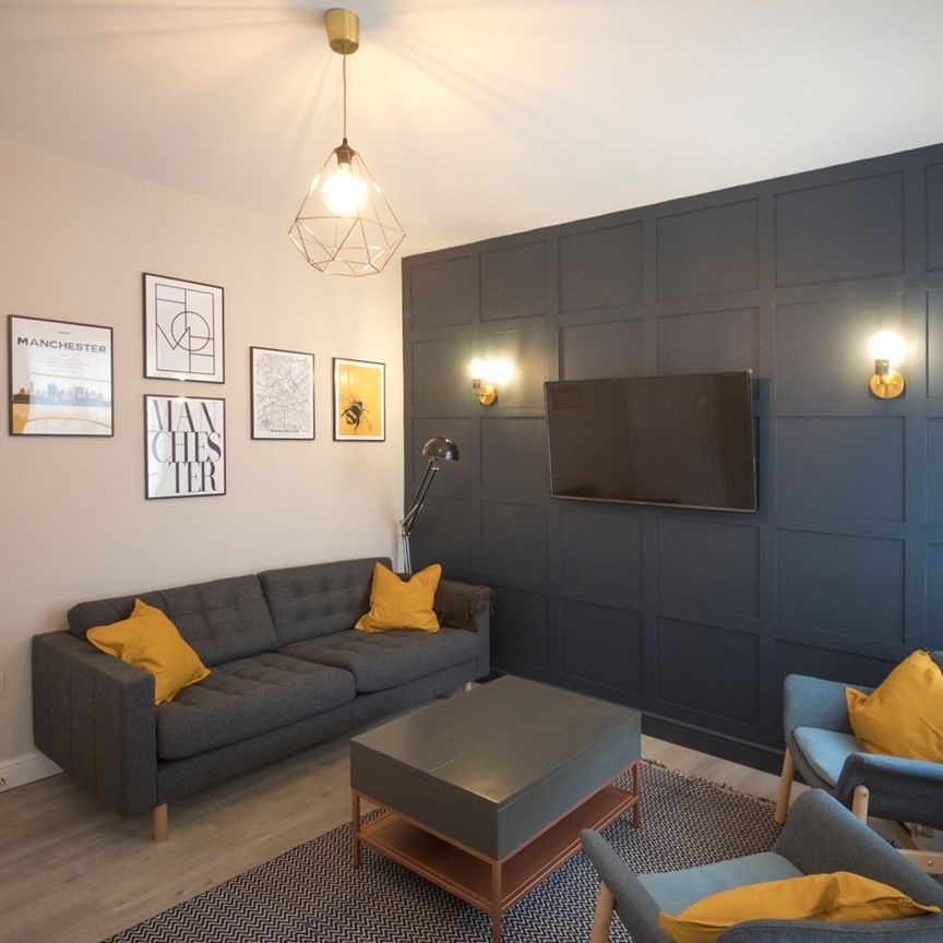 7 Bed Terraced House, Deramore Street, M14 - Photo 1