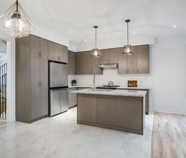 For Lease - 533 Dundas Street, Oakville, Ontario - Photo 4