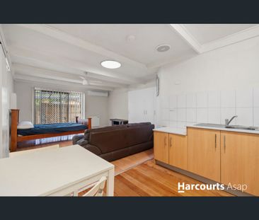 26 Warbla Street, Dandenong North, Vic 3175 - Photo 3
